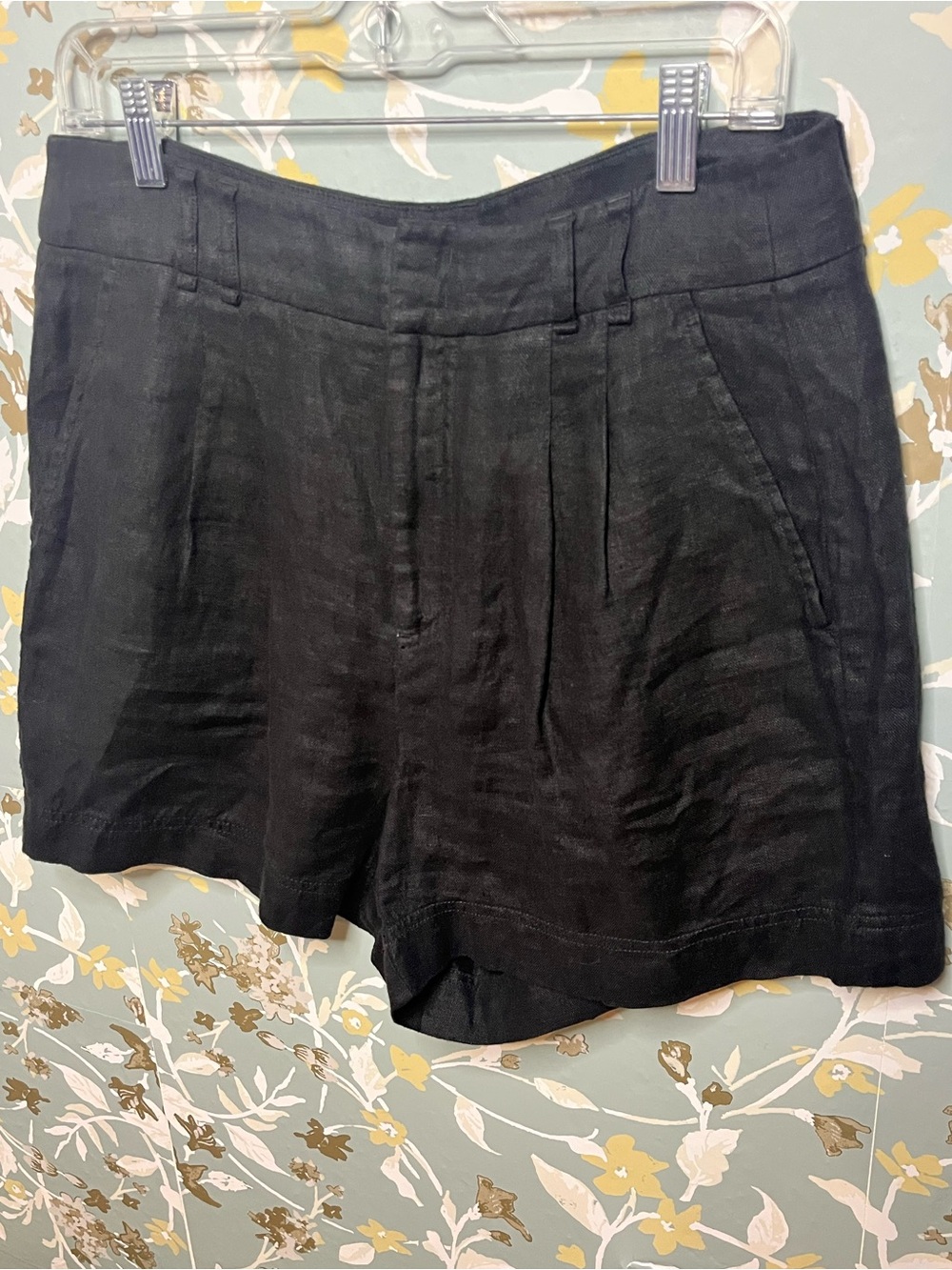 Free People Black Linen Shorts - Size 6 - Picture 5 of 8